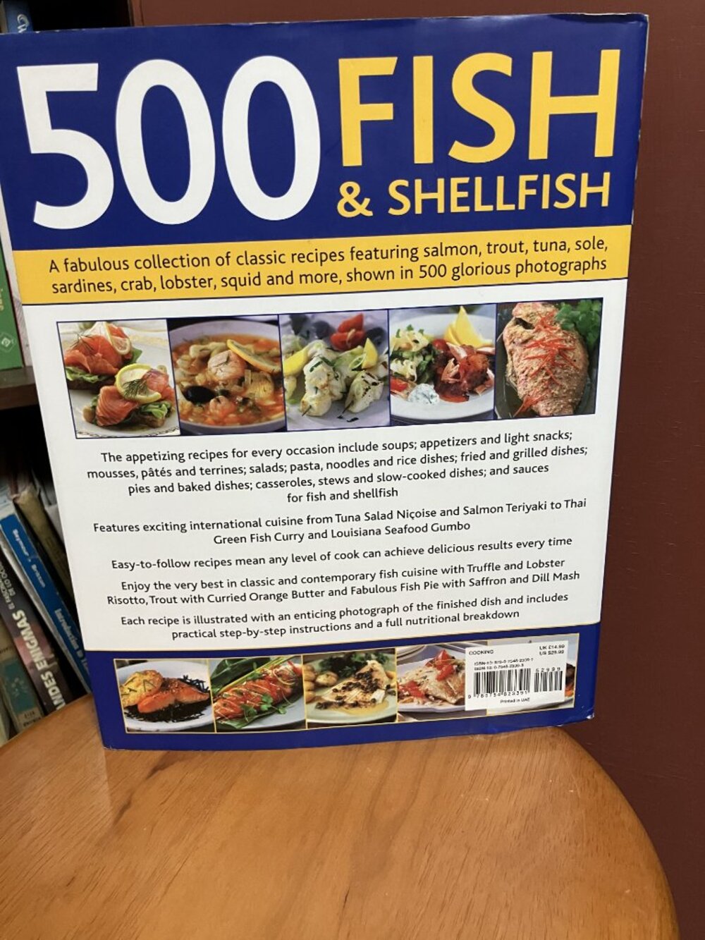 500 Fish & Shellfish Cookbook - Picture 2 of 2